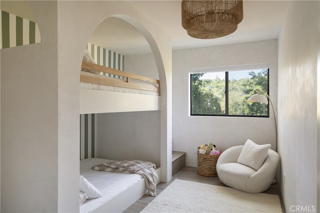 Arrowhead Woods (AWHW) - Residential