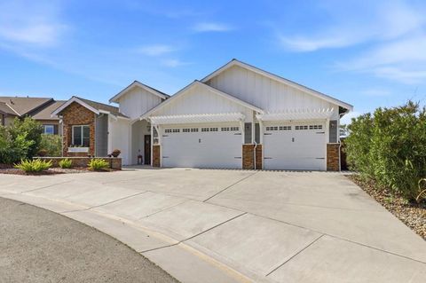 Photo of 83 San Antonio Street, San Juan Bautista, CA 95045 (MLS # ML82037263)