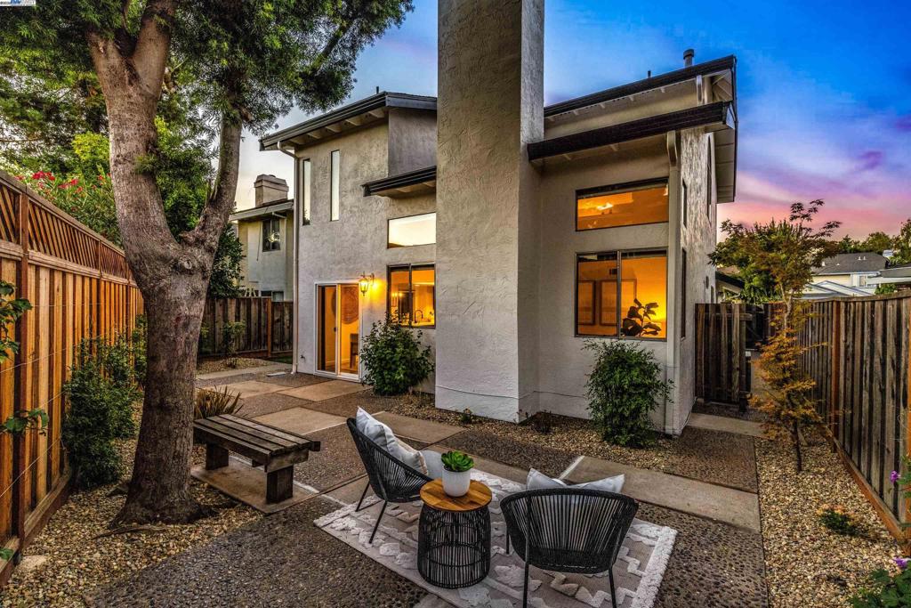 DEL PRADO - Residential