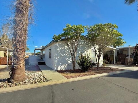 51555 Monroe 101 Indio CA 92201