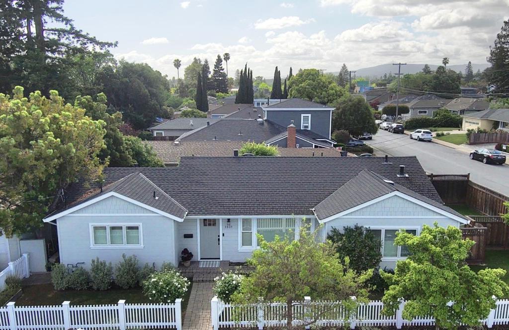 1931 James Avenue