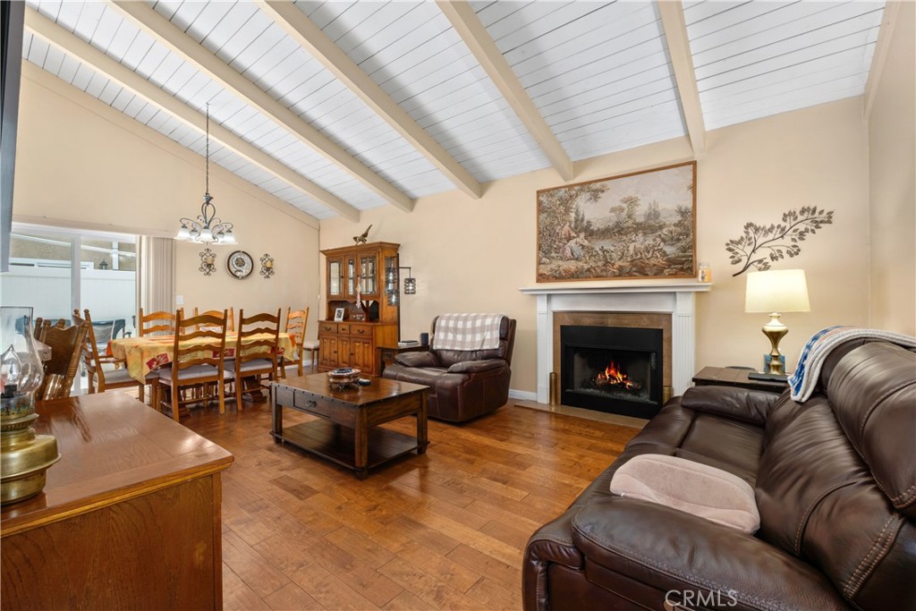 1233 Paseo Dorado 7