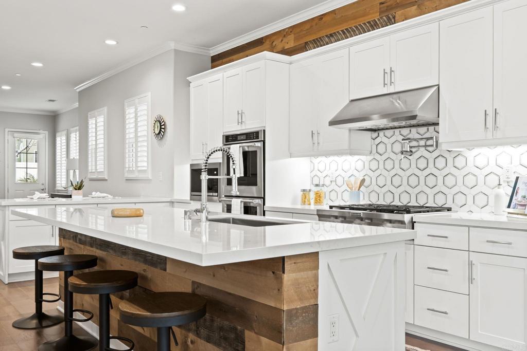 1428 Mackinnon Avenue