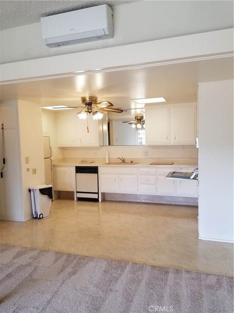 1300 Weeburn Road M3- 30E, Seal Beach CA 90740
