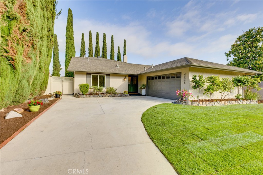 24595 Alcoba Drive