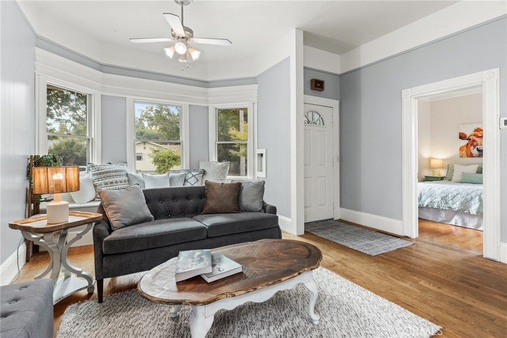 Properties 4 134 W 3rd