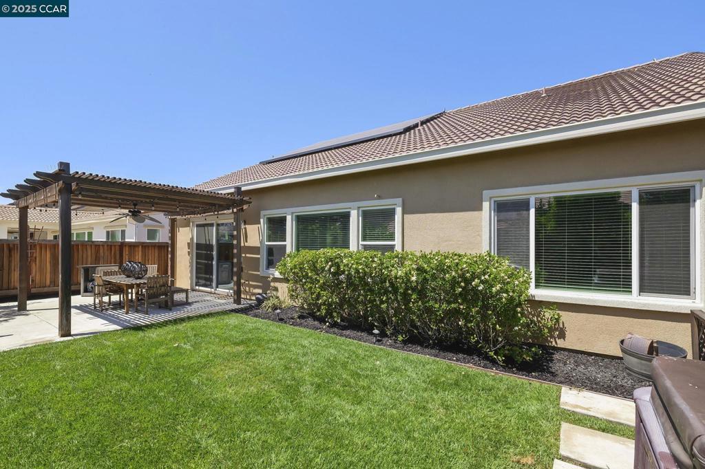 BRENTWOOD - Residential