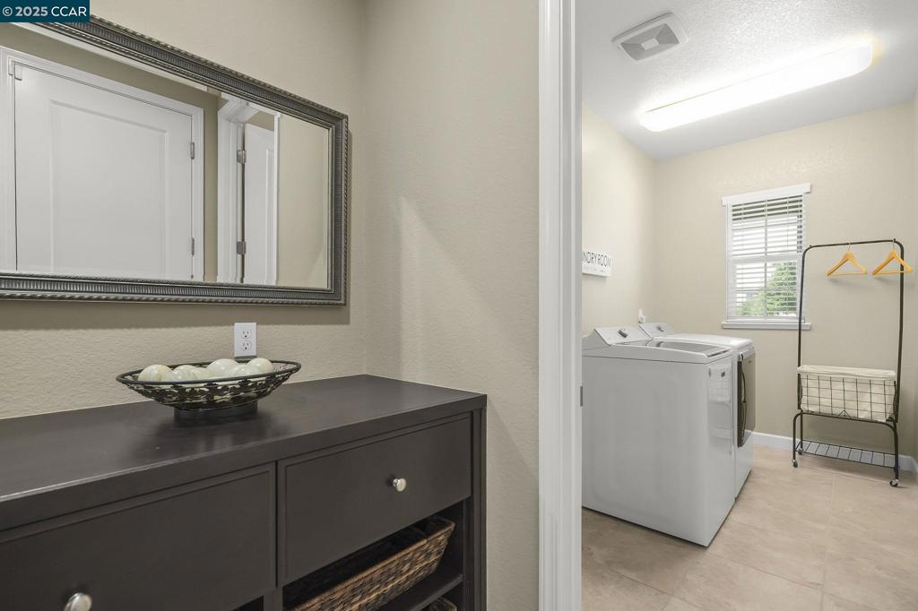 BRENTWOOD - Residential
