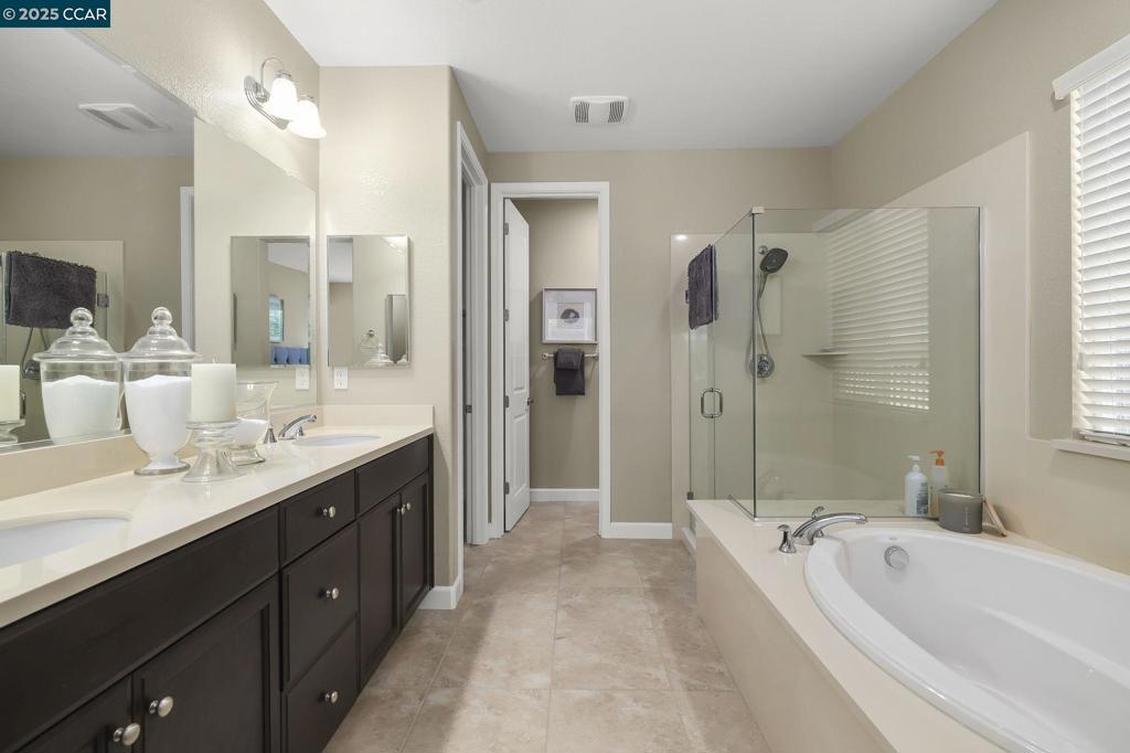BRENTWOOD - Residential