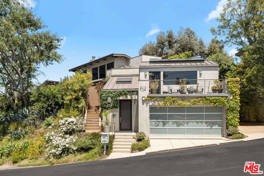 1024 Lindenwood Lane