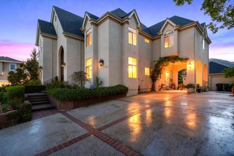 Photo of 44450 Cavisson Court, Fremont, CA 94539 (MLS # ML82040320)