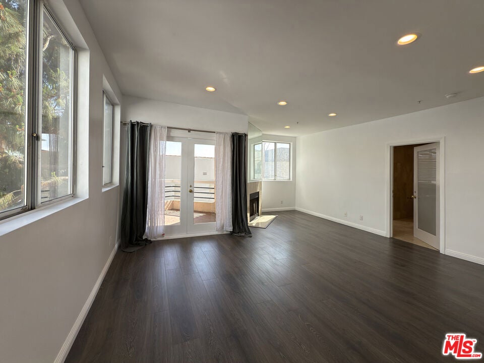 120 S Crescent Drive 102