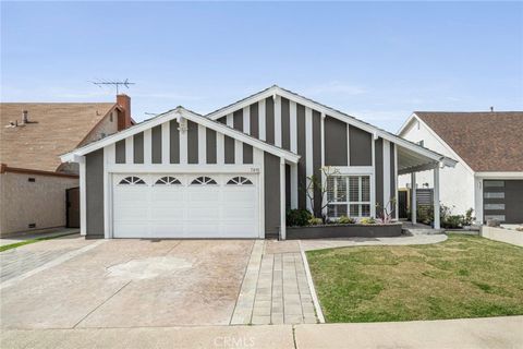 7891 Comstock Circle La Palma CA 90623