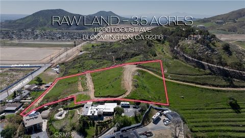 Photo of 11200 Locust Avenue, Bloomington, CA 92316 (MLS # CV25172014) Photo of 11200 Locust Avenue, Bloomington, CA 92316 (MLS # CV25172014)