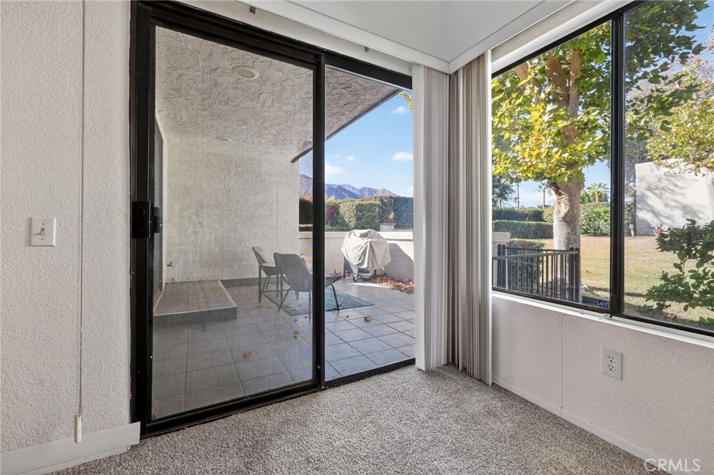 St. Tropez Villas (33252) - Residential