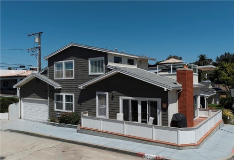 Photo of 3104 Ingleside Drive DR, Hermosa Beach, CA 90254 (MLS # SB26194671)