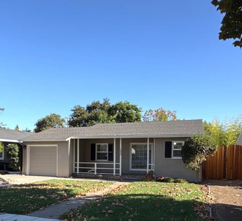 Photo of 1490 Maxine AVE, San Jose, CA 95125 (MLS # ML82064488)