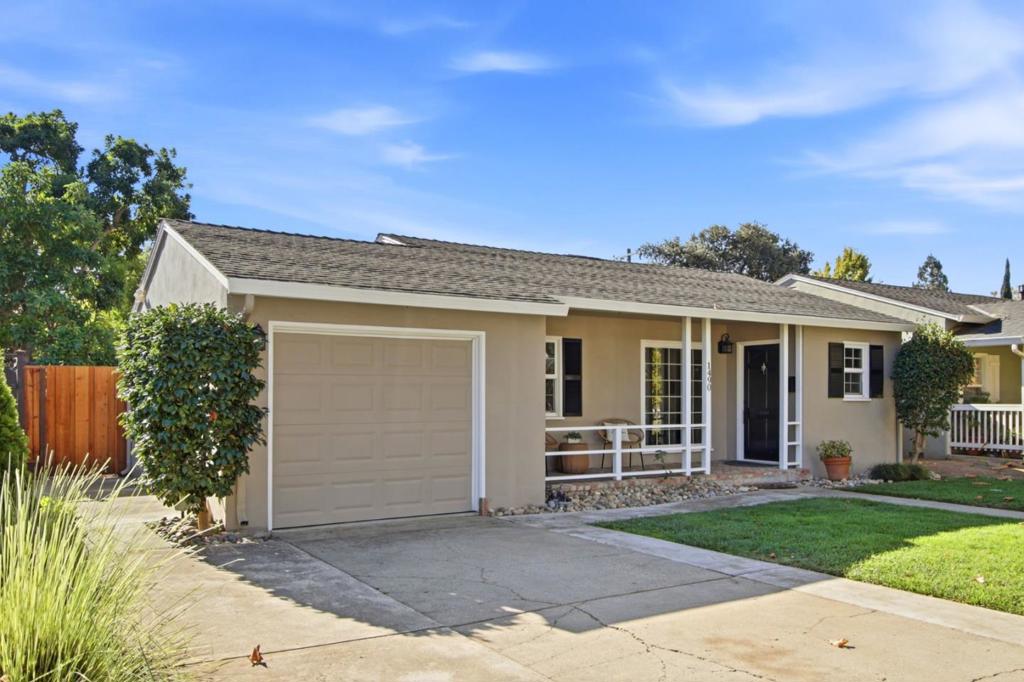 1490 Maxine Avenue