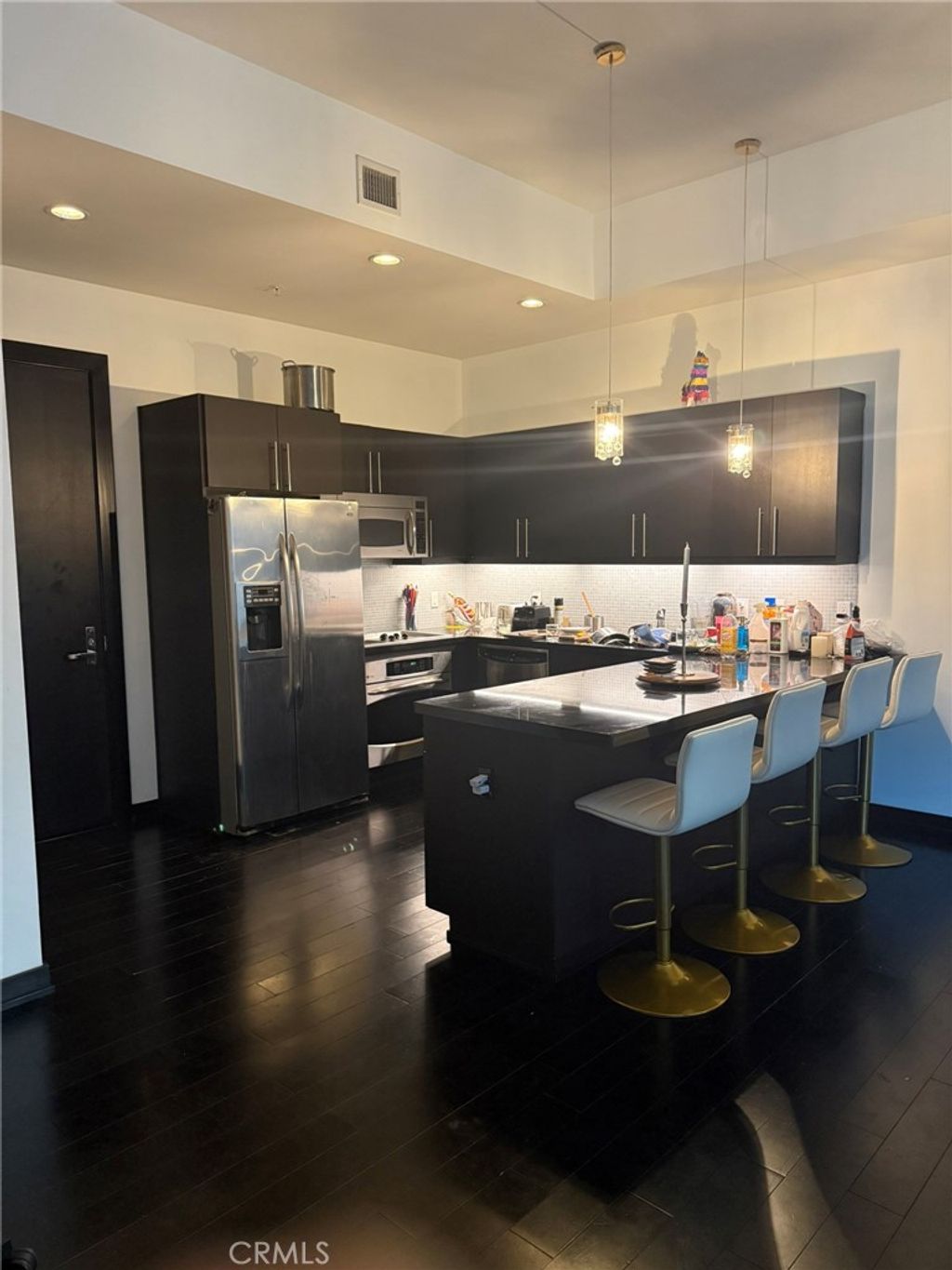 Photo of 655 S Hope Street #902, Los Angeles, CA 90017 (MLS # DW25192079)