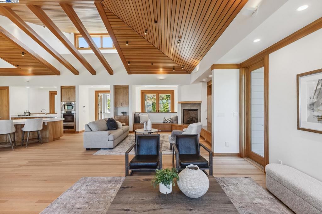 WESTSIDE DANVILL - Residential