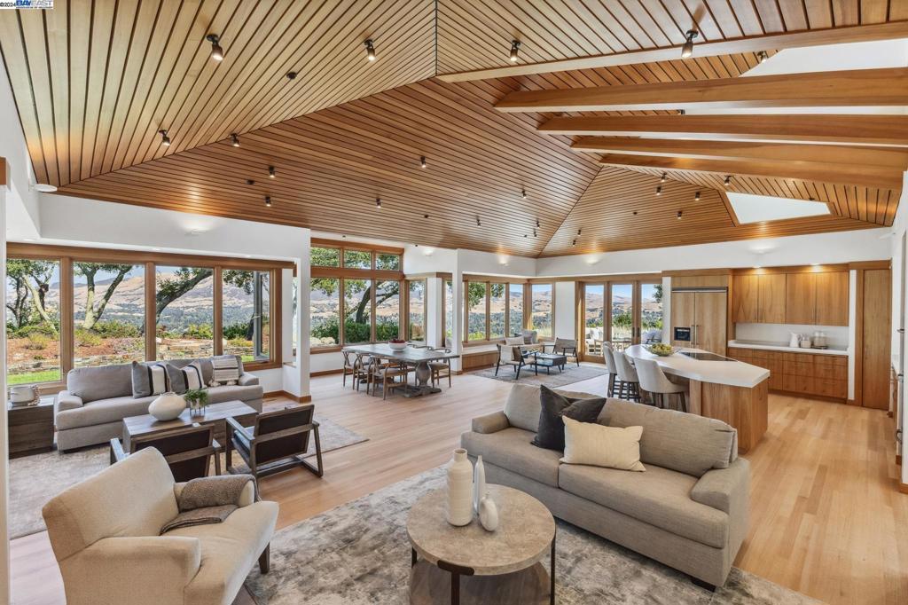 WESTSIDE DANVILL - Residential