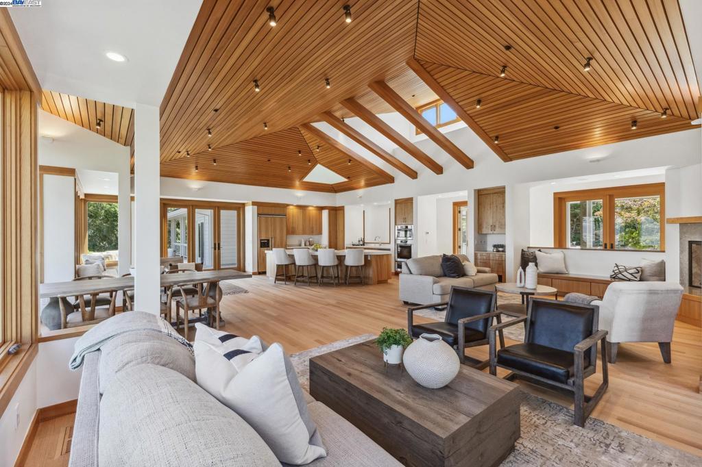 WESTSIDE DANVILL - Residential