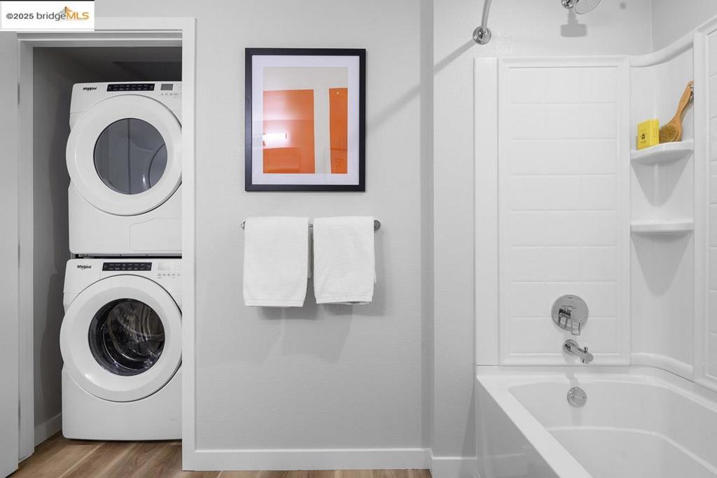 WEST OAKLAND - Residential