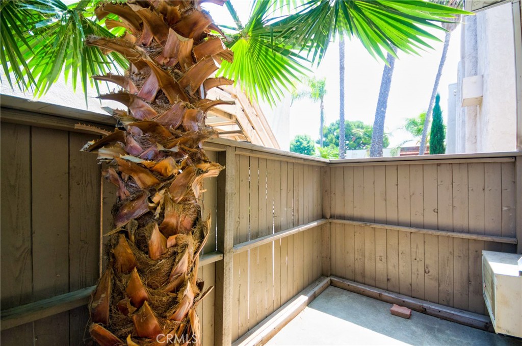 Cinnamon Tree Condominiums (CNTC) - Residential