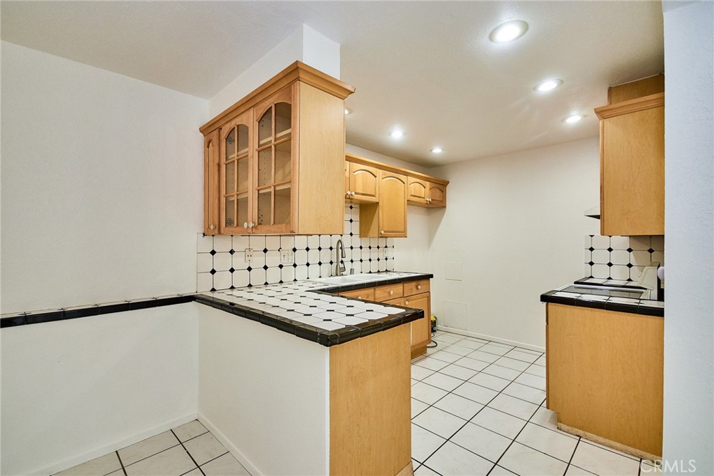 Cinnamon Tree Condominiums (CNTC) - Residential