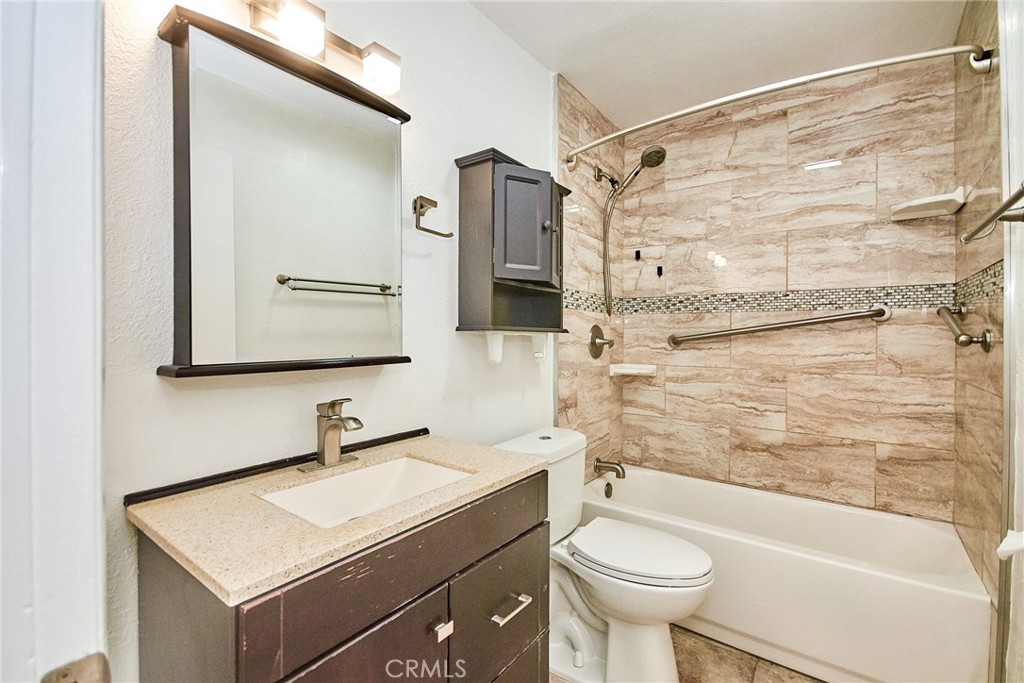 Cinnamon Tree Condominiums (CNTC) - Residential