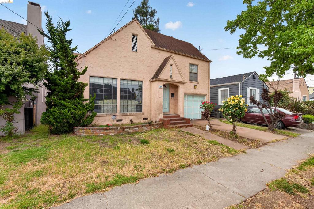 1814 105Th Ave