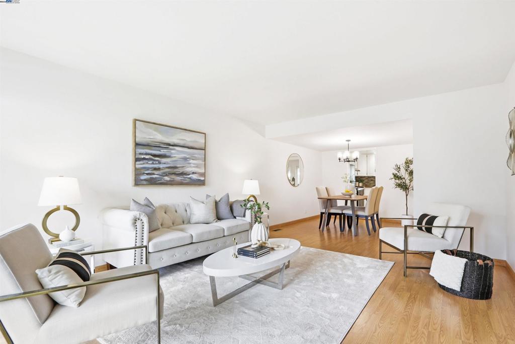 LOS ARBOLES - Residential