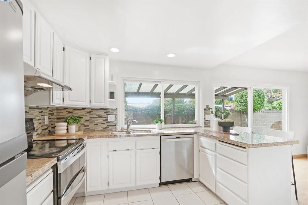 LOS ARBOLES - Residential