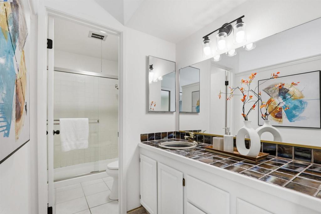 LOS ARBOLES - Residential