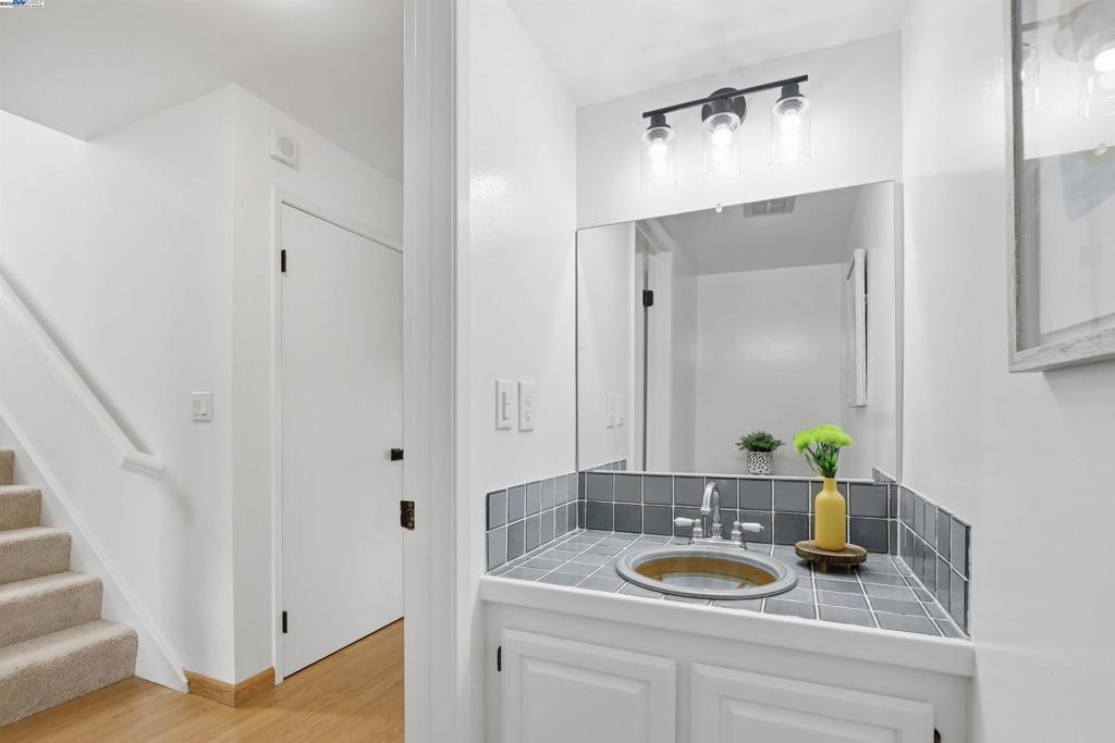 LOS ARBOLES - Residential
