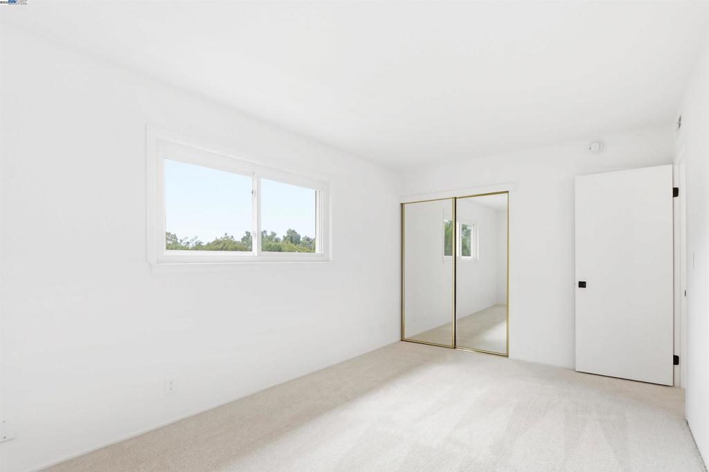 LOS ARBOLES - Residential
