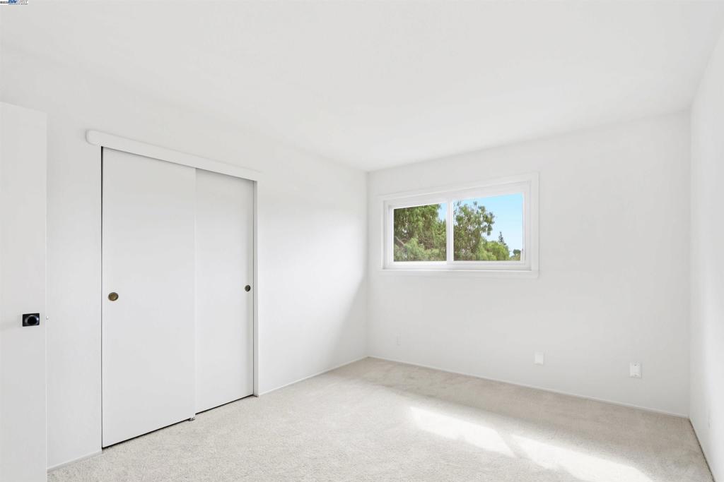 LOS ARBOLES - Residential