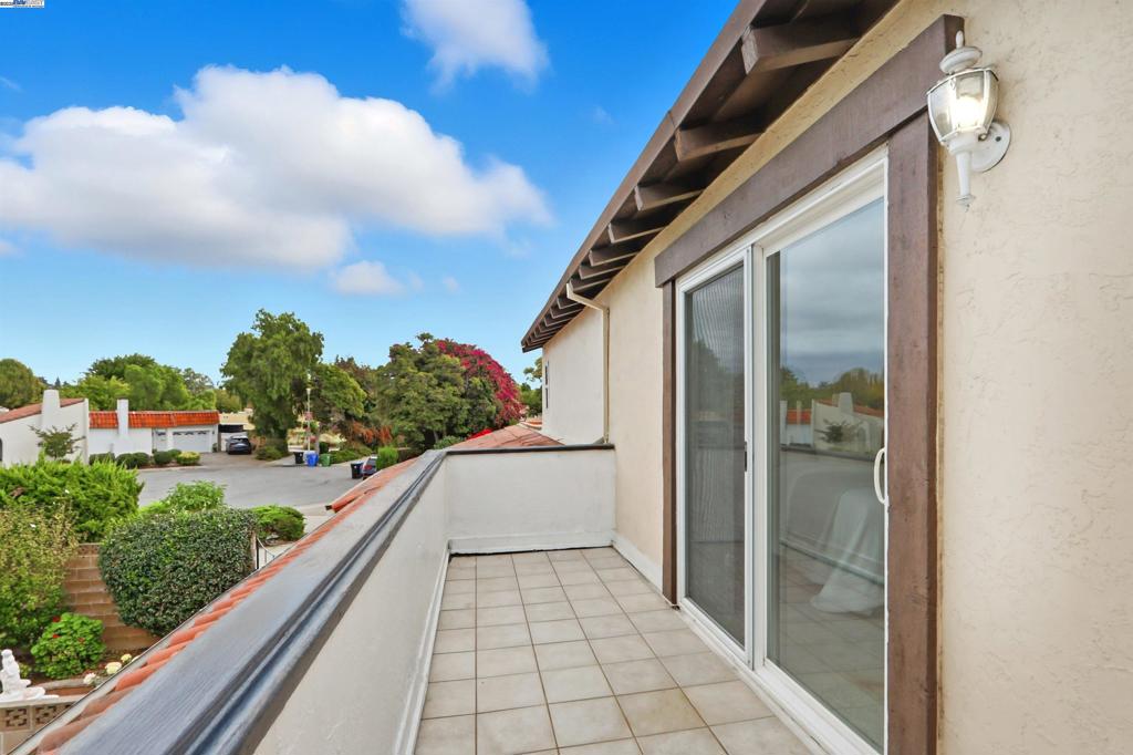 LOS ARBOLES - Residential