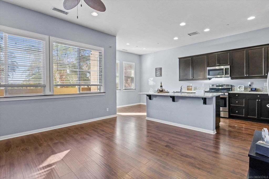 listing image 130721111086509441907