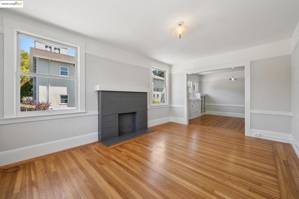 NORTHBRAE - Residential