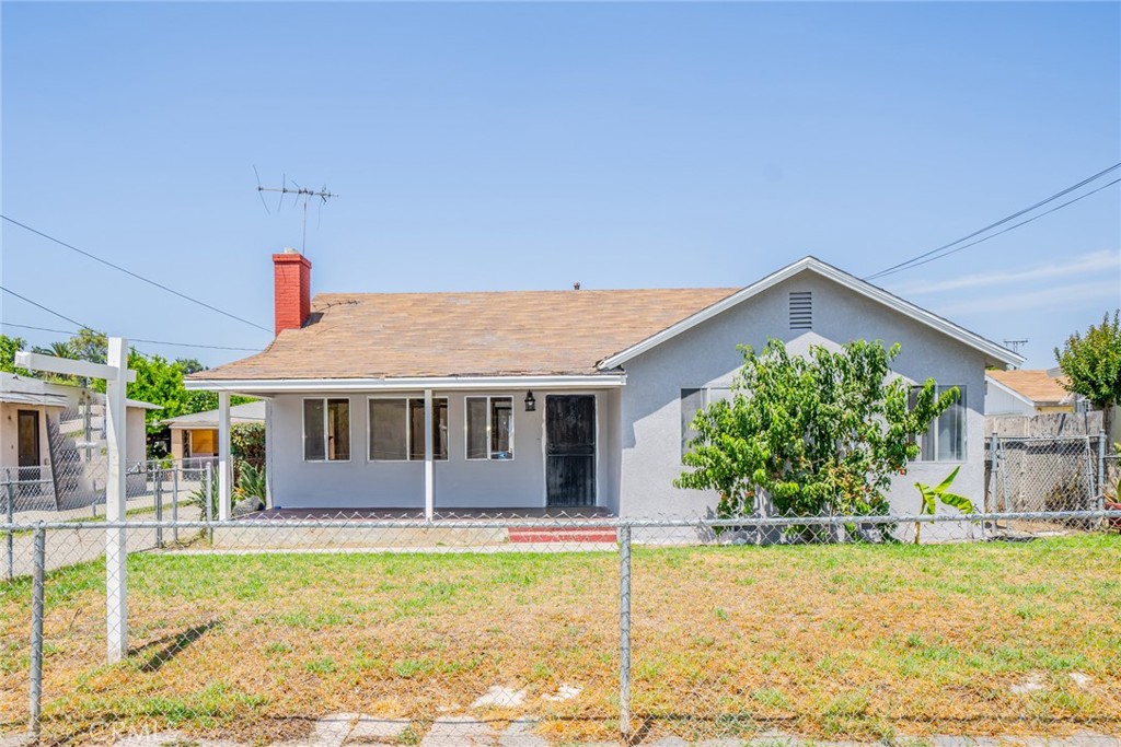 1455 S Towne Avenue
