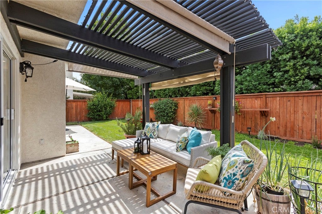 28782 Vista Saddleback