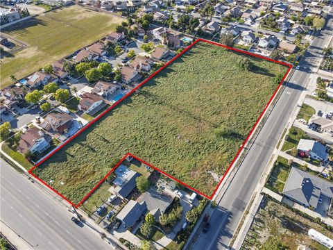 7612 Mango Avenue Fontana CA 92336