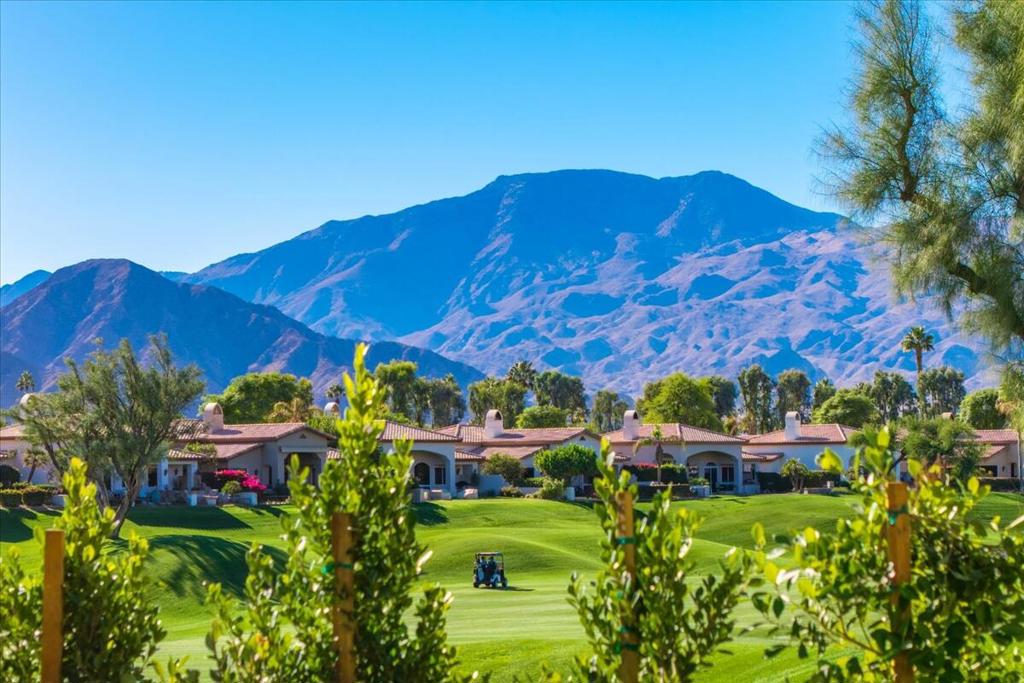 Rancho La Quinta CC - Residential