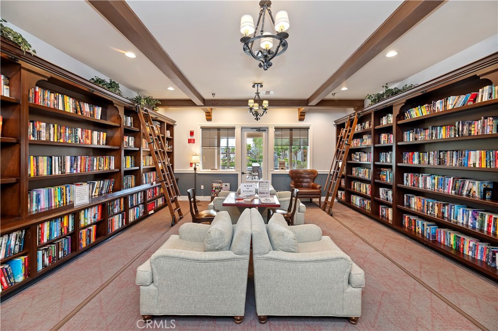 Four Seasons - Residential