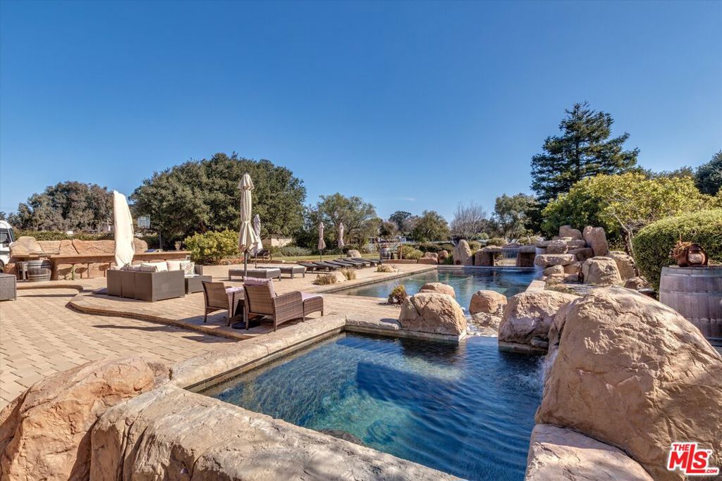 4828 Paint Horse Trail