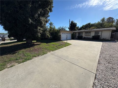 8962 Blossom Garden Grove CA 92841