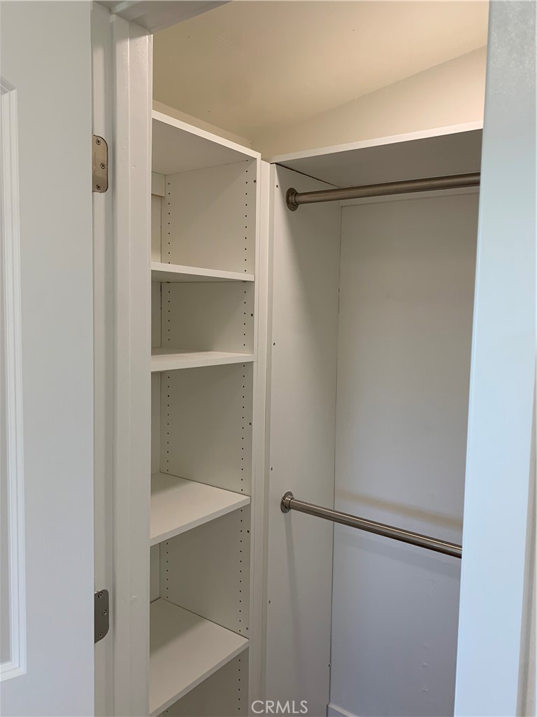Costa Mesa Residential Income (CMRI) - Residential Lease