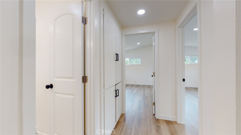 Costa Mesa Residential Income (CMRI) - Residential Lease