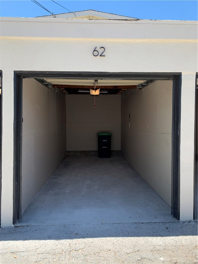 Costa Mesa Residential Income (CMRI) - Residential Lease